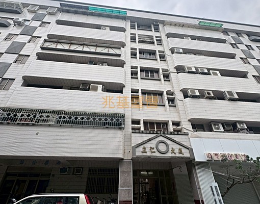 兆基🏡立仁大廈4房出租 - Image 7