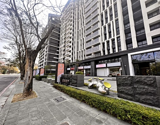 楠梓高科大美三房平車裝璜~高樓層 - Image 1