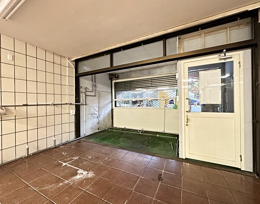 【南興車站旁可做生意】旁正仁和路一樓透天 - Image 1