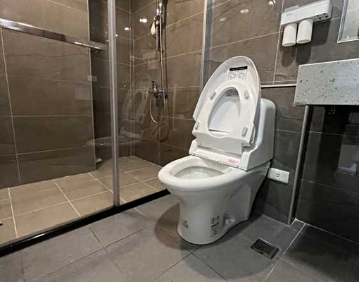 鳳凰冠中高樓層2房雙衛│傢電全配+機械車位⭐含管理費⭐ - Image 6