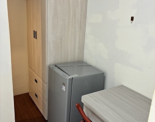 近火車站新光三越含電梯網路,室外曬衣露臺,乾淨明亮小清新套房 - Image 2