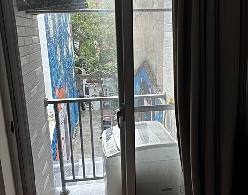 近火車站新光三越含電梯網路,室外曬衣露臺,乾淨明亮小清新套房 - Image 10