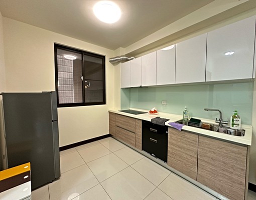 超美優質透天~4房4衛浴~1樓有孝親房~可租屋補助~有車位~ - Image 8