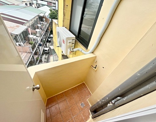 近捷運-文心中清✨可租補/短租✨陽台獨洗曬✨衛浴開窗✨ - Image 8