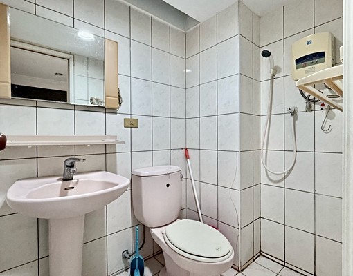 🉑租補|西屯近市府|齊家關心|附近好停車|獨洗曬電梯套房 - Image 7