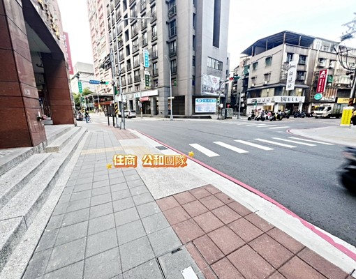 專任約~租~景安捷運~1+2樓店面~便宜租~找竣羽快速成交 - Image 13