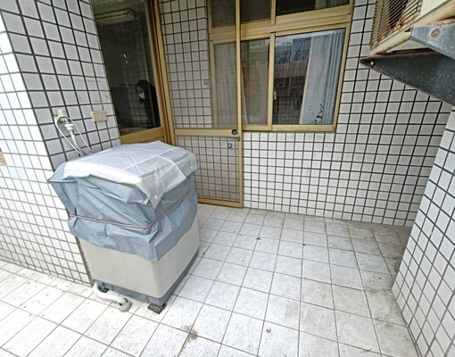 鄰竹科.關東市場/四房.家具電齊全.可合租.可報稅 - Image 11