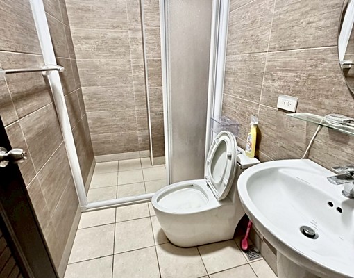 鐵捲門車庫💎公司行號首選💎稀有七房💎可報稅💎員工宿舍 - 591租屋網 - Image 6