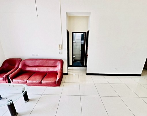 可租補💎超低價2房💎家具可談💎極佳採光💎台水電 - Image 6