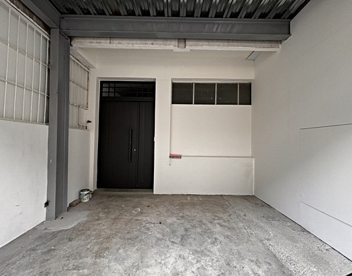 近成大、獨立陽台洗衣機大套房~可租補 - Image 2