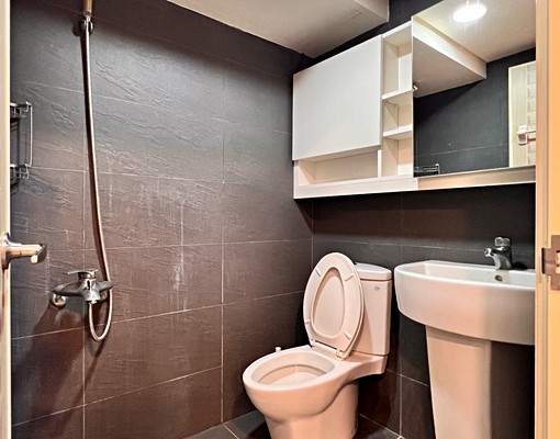 新莊站8分鐘🤩、全新！超質感大收納系統櫃套房！ - Image 11