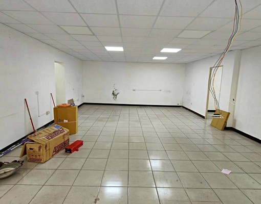 西盛市場面寬店辦出租~住商小游 - Image 1