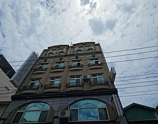 市中心新港街電梯超大套房 - Image 13