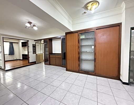 租)曼哈頓超大空間低樓層三房無車位 - Image 2