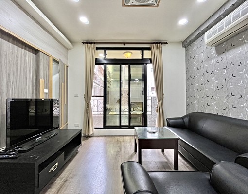 🔥正一房一廳🏯高雅木質風格🏰陽台獨洗🫧近捷運站🚋 - Image 2