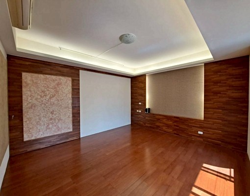 「竹南延平路」臨路店面優質透天 - Image 7