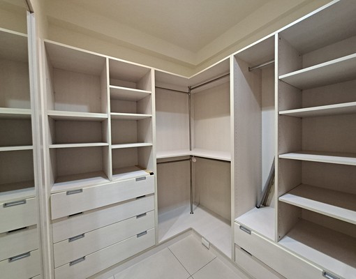 藝術大道旁美裝潢3房平車 - Image 3