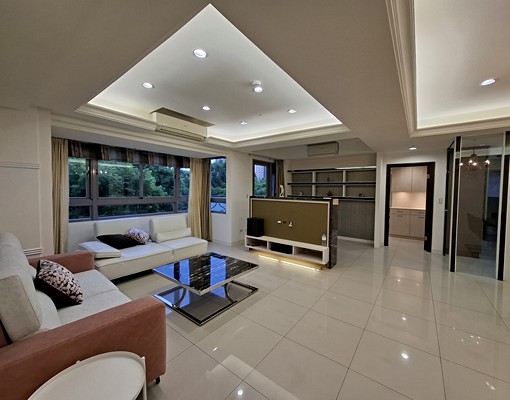 藝術大道旁美裝潢3房平車 - Image 1