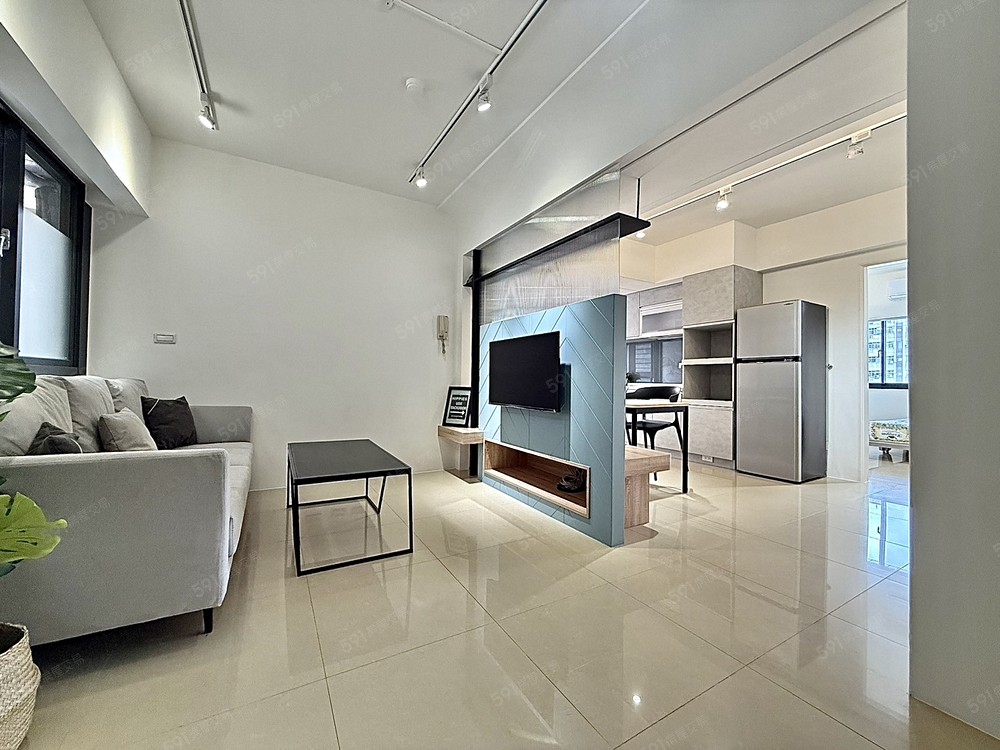 超美大三房⭐東興公益路⭐可租補⭐全配傢俱⭐配車位 - Image 1