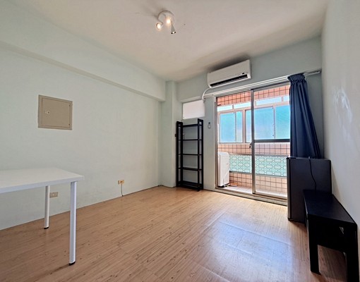 中原大學電梯獨立套房出租(10年前事故屋) - Image 1