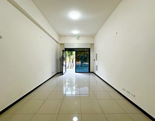 氧樂多臨馬路邊雙層面寬3.9米店面+平車開店首選地段 - Image 4