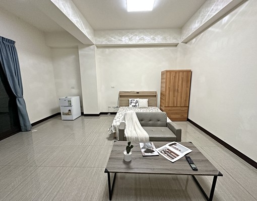 ✨中工澄清✨工業區✨陽台獨洗✨電梯超大套房✨可雙租補✨ - Image 2