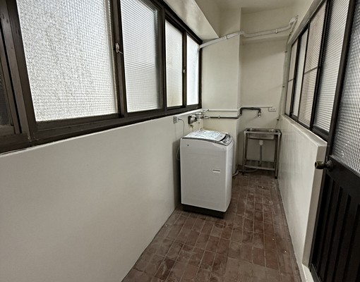 巨城三民國中獨立大套房可租補可報稅 - Image 1