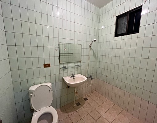 整棟住家|靜巷|門口可停車|交通方便|屋主直租隨時入住 - Image 13