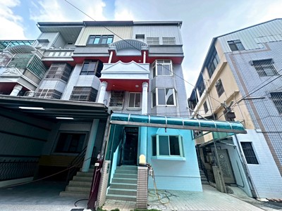 全世界只有我在賣！屋況水電全新5套房前院邊間美透天