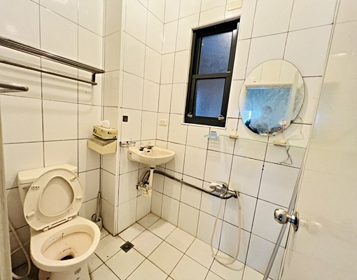 透天大別墅1-4樓5房5衛+雙車位｜可企業宿舍｜可寵 - Image 7