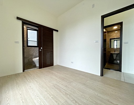 稀有露臺戶兩房💥近鹿峰夜市寵物友善✨️社會住宅可租補 - Image 6