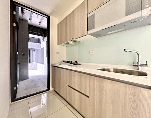 稀有露臺戶兩房💥近鹿峰夜市寵物友善✨️社會住宅可租補 - Image 10