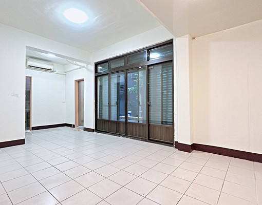 ●秀朗橋捷運站兩房｜靜巷採光一樓● - Image 1