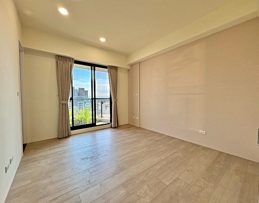 東海商圈/全新高樓層全屋裝潢正三房/配平面車位 - Image 7