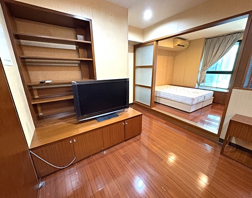 春天溫泉套房有隔間,家具家電全~安居房屋林佳鴻 - Image 1