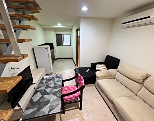 竹科金山街稀有樓中樓可養貓大坪數獨立洗衣機曬衣流理台乾濕分離 - Image 2