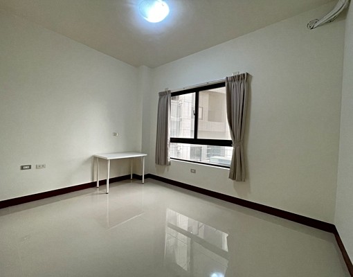 青埔國中商圈旁#學區房#稀有大四房車 - Image 6