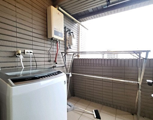 走路可到楓康超市/景觀三房/有浴缸/都放雙人床 - Image 7