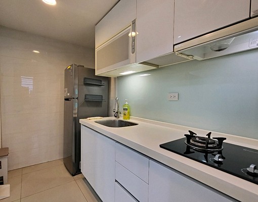 超方正格局~適合小家庭~過馬路到楓康超市~小兩房有浴缸~ - Image 4