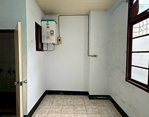 【吉屋租賃】東區整棟透店♡現況出租♡5層樓破百坪♡可營登租補 - 591租屋網 - Image 9