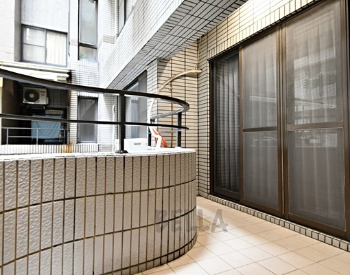 農十六|飛揚|溫馨明亮正三房|家具全|可租補 - Image 2