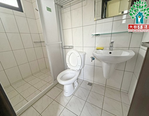 。☆║大樹不動產║☆。夜市電梯套房出租 - Image 3