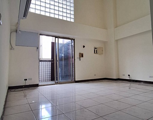 天津北平商圈|曉明女中、立人國小|電梯五房平車樓中樓 - Image 1