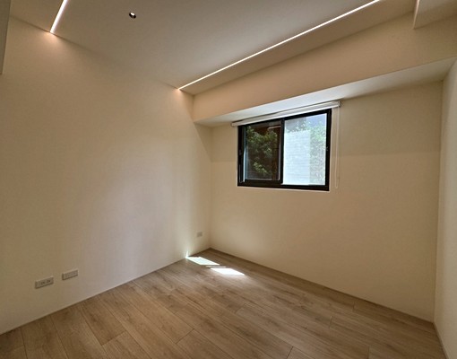 最神大露台戶設計師百萬暖裝★使用坪效近36坪含高階家具電平車 - Image 6