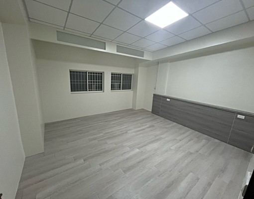 全新2樓出租可租補(不能寵物)只有2樓 - Image 1