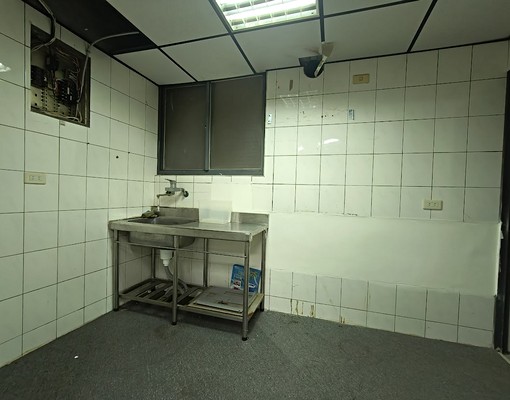 新勢公園旁/交通四通八達/近學區 - Image 9