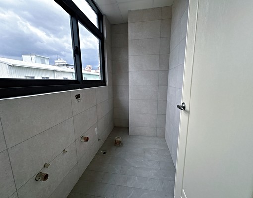 (租)西區近高院&五權車站全新完工辦公樓(可分租) - Image 3