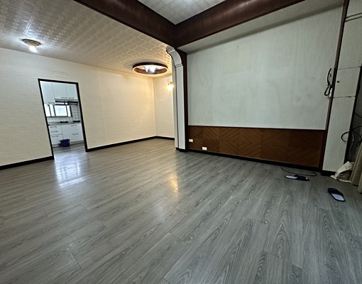 近捷運板新站【超值4房2廳】可補助★可入籍★一層一戶 - Image 4