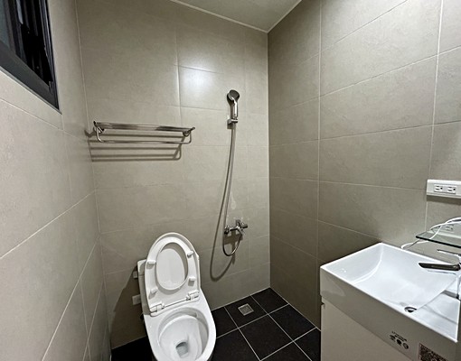 [出租]羅東交流道旁全新電梯兩房華廈(含裝潢)誠可談 - Image 6