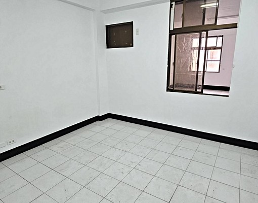 ⚜️安平區-7房全新整理透天店+住⚜️ - Image 6